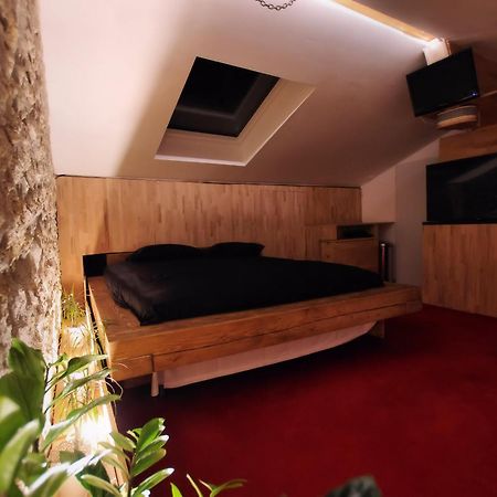 Hostel Les Cordees Liees อัลบี ภายนอก รูปภาพ