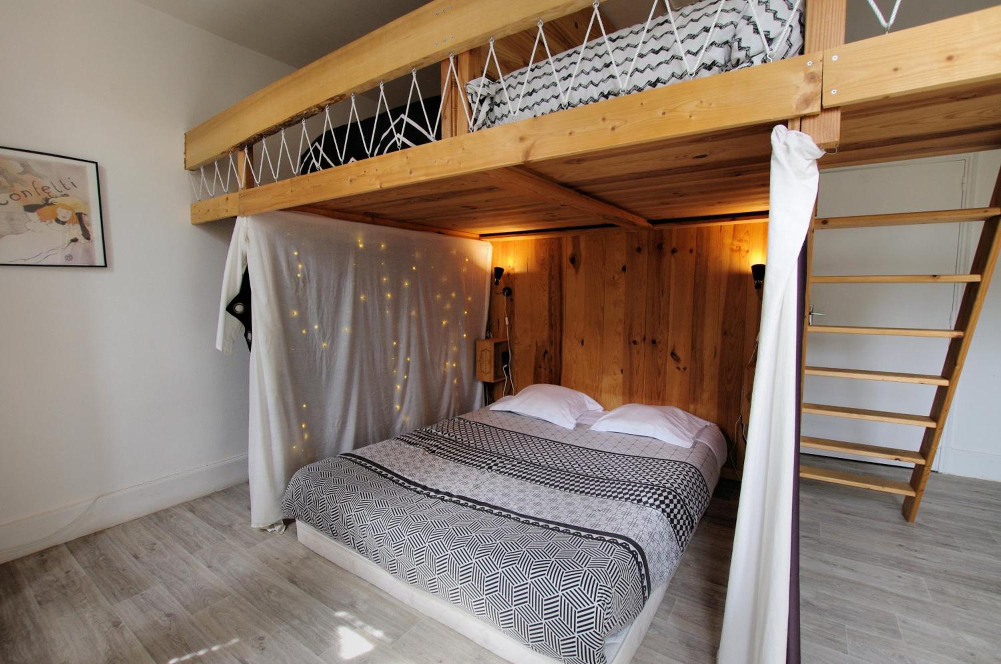 Hostel Les Cordees Liees อัลบี ภายนอก รูปภาพ