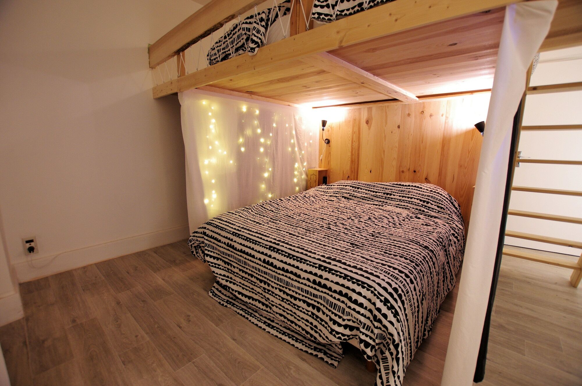 Hostel Les Cordees Liees อัลบี ภายนอก รูปภาพ